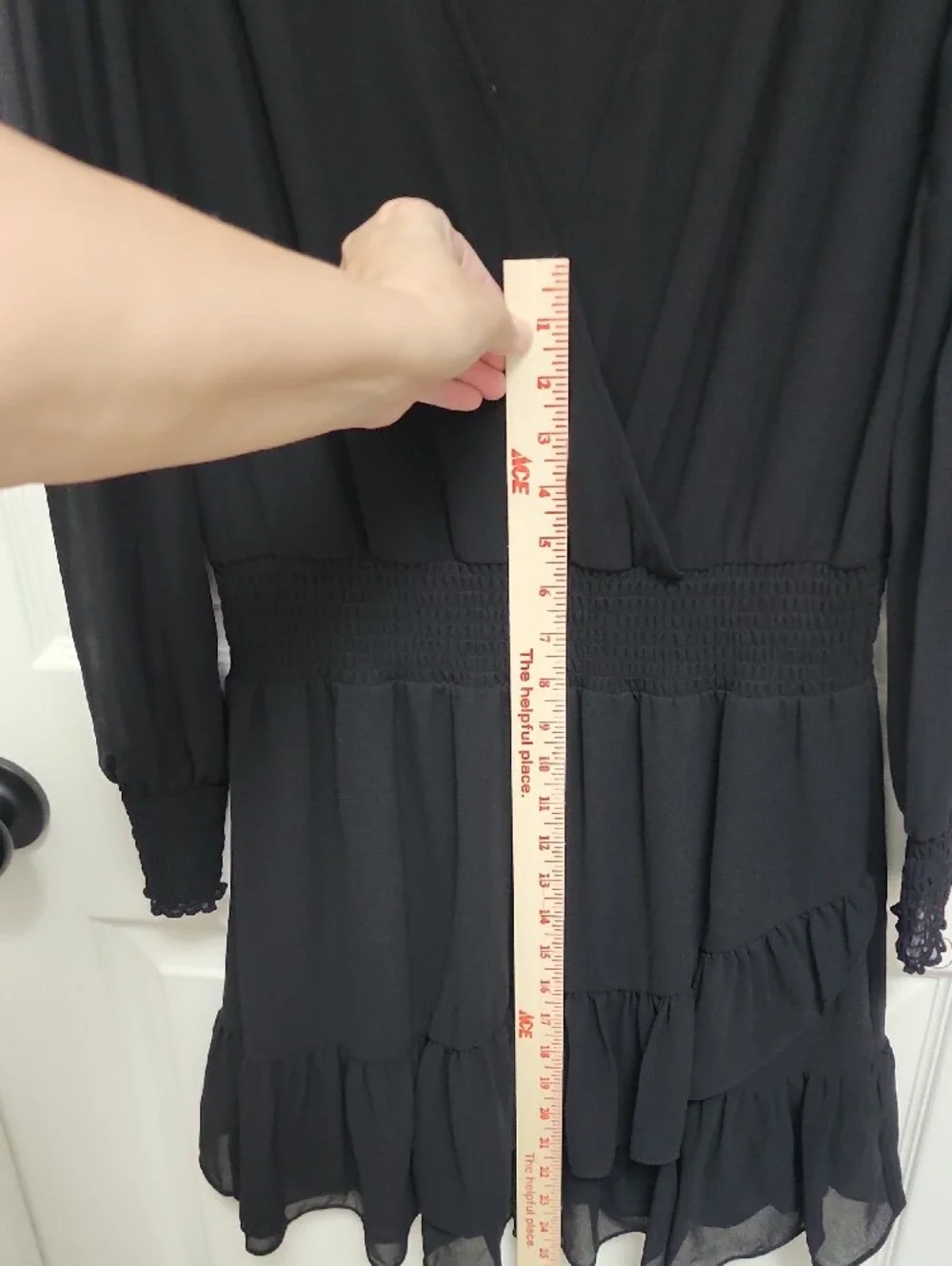 Michael Kors Size Small Black Wrap-Front Long Sleeve Dress With Lining
